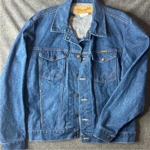 Wrangler Men's Classic Timeless unlined  Blue Denim Jacket size 40